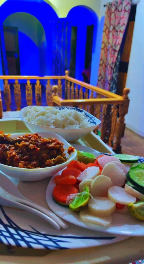 Everest Guest House Gulmarg Extérieur photo