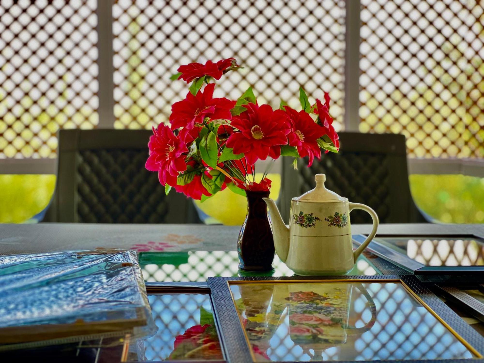 Everest Guest House Gulmarg Extérieur photo